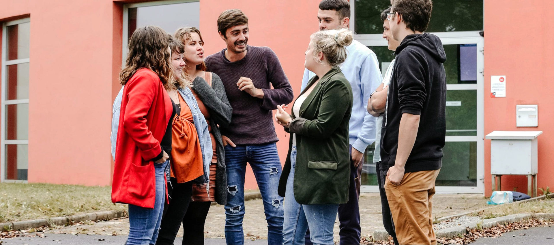 Institut de formation au travail éducatif et social